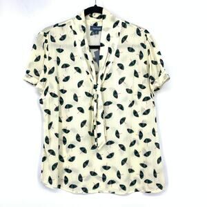 Modcloth Tie Neck Short Sleeve Blouse Womens Size Medium Cream Umbrella Print